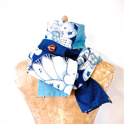 スカーフNo.119 *仲夏夜之夢*設計師手作手繪風格小瓢蟲印花藍色圍巾 披肩 第6張的照片
