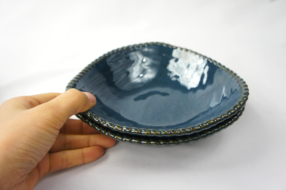 さんかく皿 17cm　藍色　水色 2枚目の画像