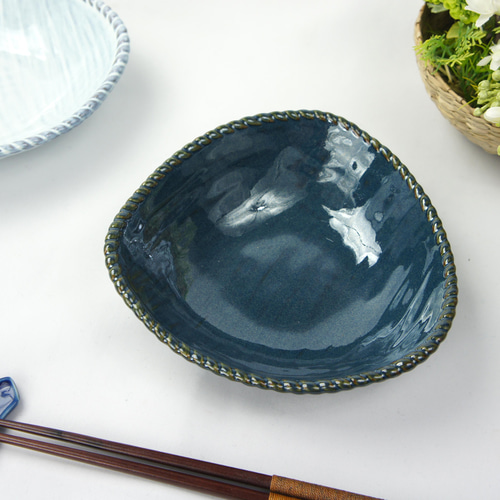 青い龍の陶器皿 約17cm 伊万里 染付 印判 鳳凰に龍の図 7寸皿 E625AS-fbrc - メルカリ