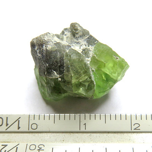 現品限り】 ペリドット 原石 レアストーン 27ct ルース 結晶