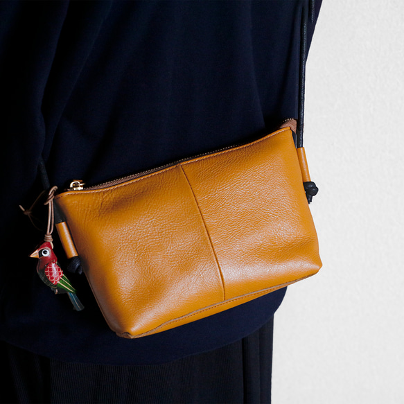 長財布対応 身軽本革ショルダーバッグ斜め掛けポシェットバッグ 旅行