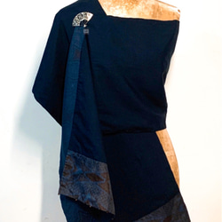 スカーフNo.248 *心上人*設計師手作日本傳統工法十字星星藍黑色幻彩圍巾 第2張的照片