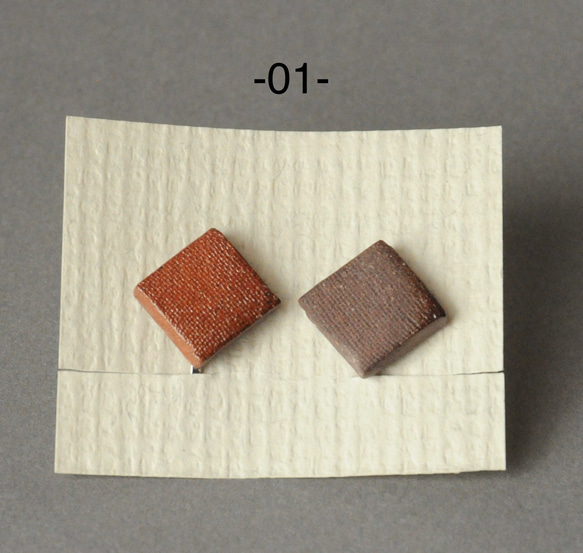 1セット＊無釉陶器のイヤリング　-01-02-03-  ネジ式 2枚目の画像