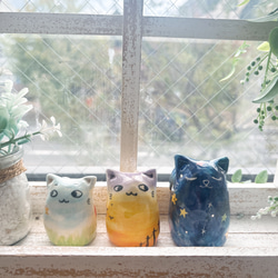 再販】日常の空 にゃんこペーパーウェイト / 陶器 置物 デスク 青空