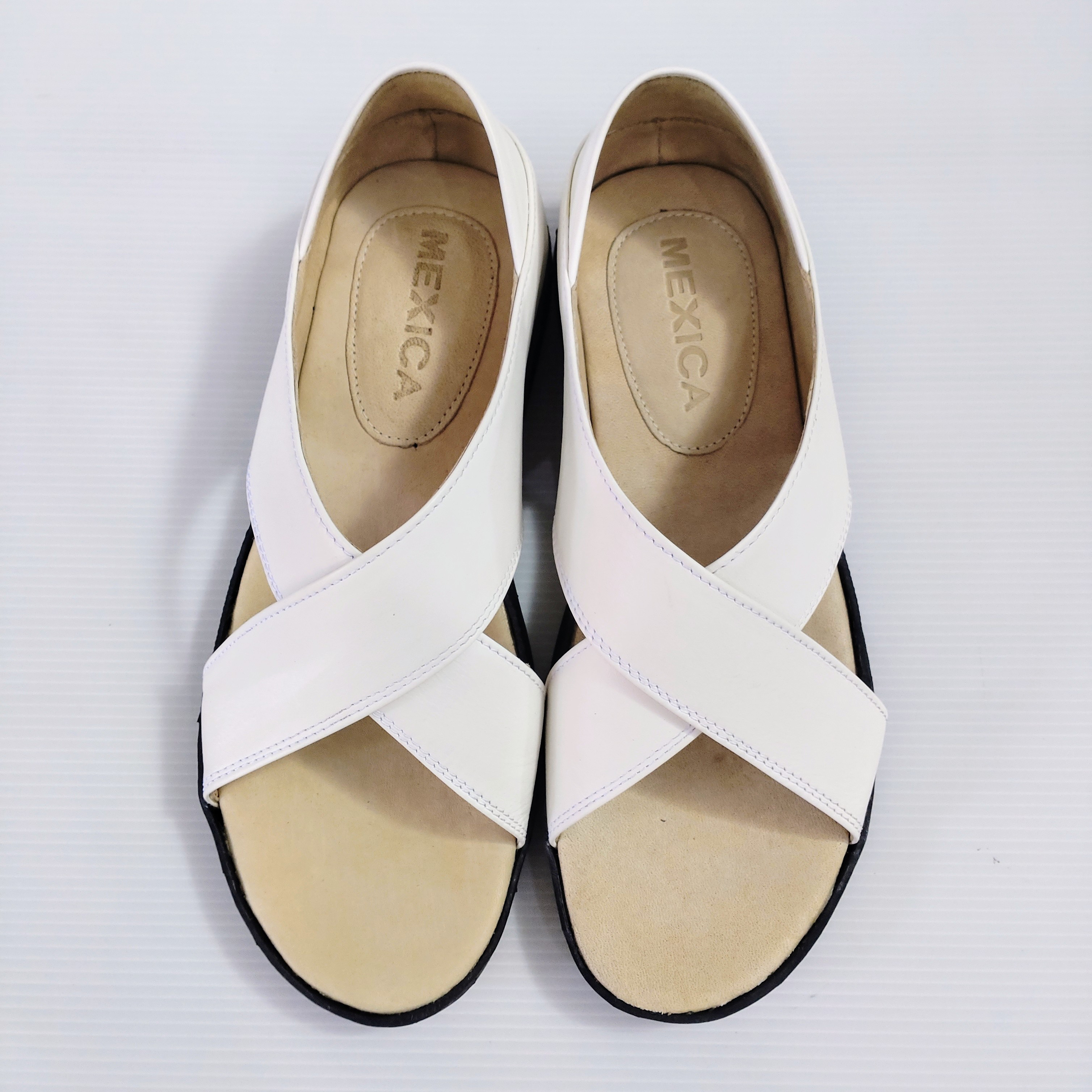 ◇無料オーダーメイド◇本革◇３cm◇無料色変更◇足に馴染む◇サンダル◇シンプル◇かかとあり◇22.5cm-25.5cm◇