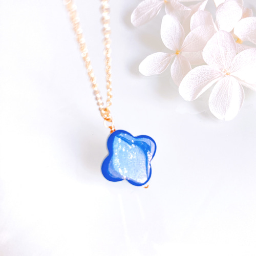 12月誕生石》ラピスラズリ クローバー ネックレス 14kgf 金属