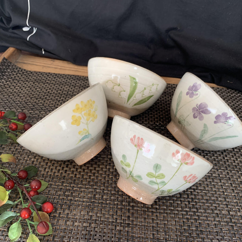 花柄のお茶碗 茶碗・めし碗 RYUSEN 通販 11704658｜Creema(クリーマ)