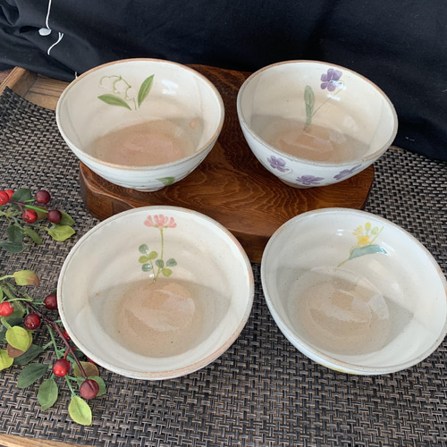 花柄のお茶碗 茶碗・めし碗 RYUSEN 通販 11704658｜Creema(クリーマ)