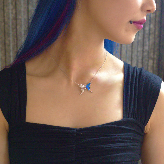 本物の蝶の羽　透かしデザインアゲハ蝶ネックレス　ゼフィリティスモルフォ　[zps027g-zep]