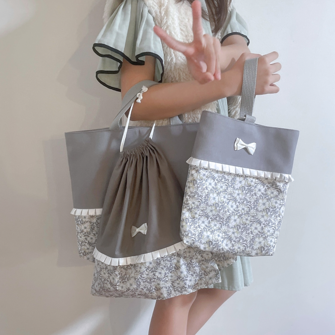 【入園グッズ◎】サイズオーダー可能♪大人かわいいリバティ花柄レッスンバッグ＆上靴入れ＆巾着袋セット