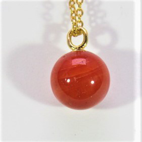 宝石珊瑚　さんご　赤ペンダント　ネックレス　アクセサリ－・ジュエリ－　01327