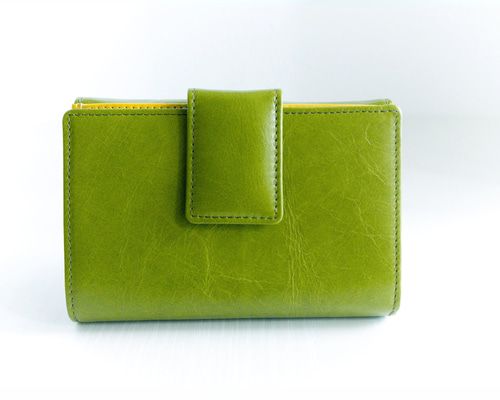 再販！】二つ折り財布 カルテラ Cartera （アップルグリーン・イエロー
