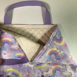 レッスンバッグ 虹とユニコーン 紫 キルティング　絵本　ピアノ音楽バック 4枚目の画像