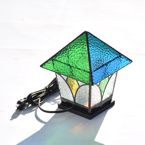 ☆ステンドグラスの温かみ　テーブルランプ　照明　インテリア 6ff1d36388c5b9007da5ac75096af3
