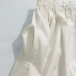花の楽園 ボタニカル柄(ホワイト) ギャザースカート 5枚目の画像