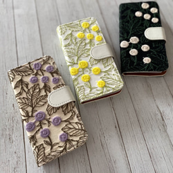 パープル追加♡手帳型 刺繍のまあるいフラワー  iPhoneケース 1枚目の画像