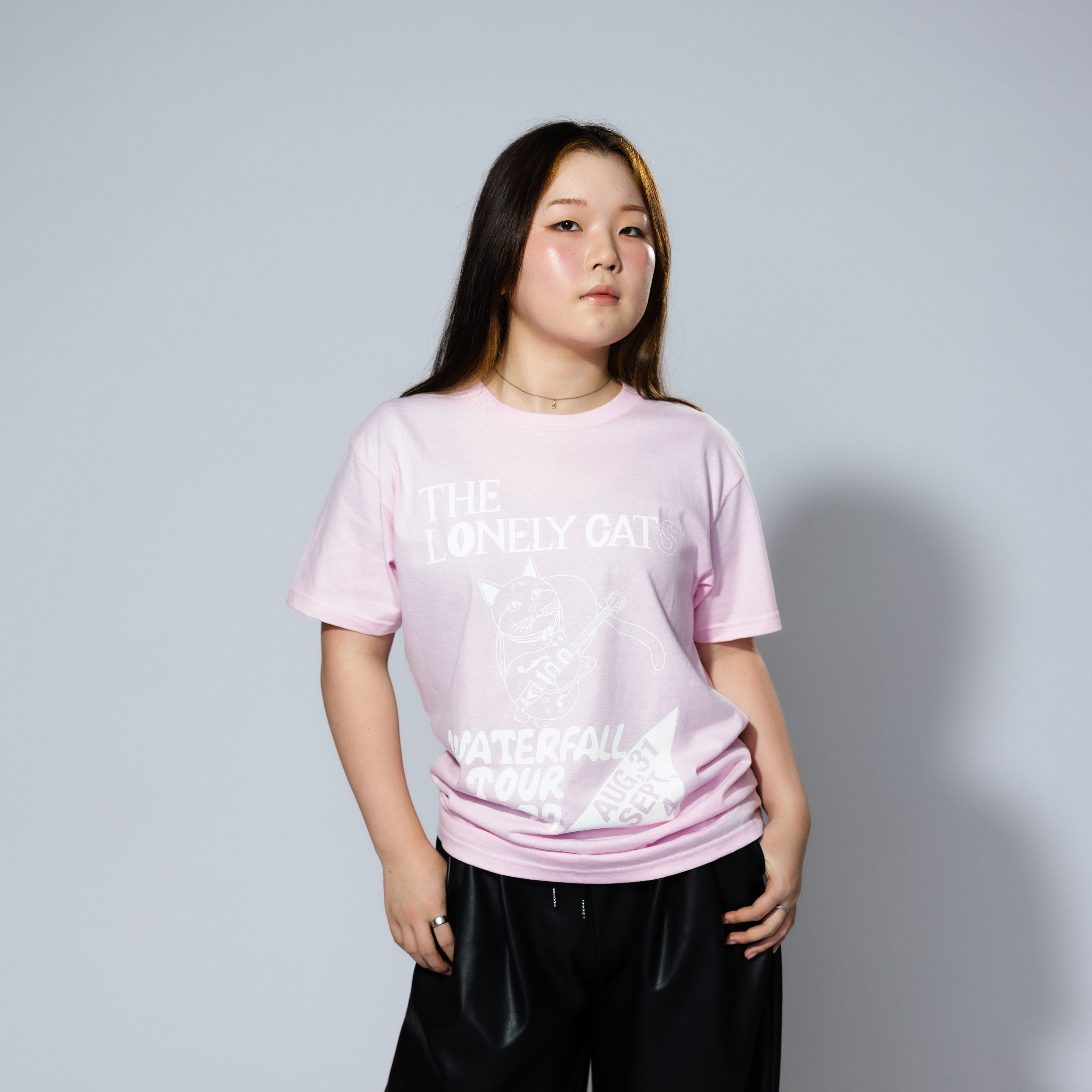 猫ツアーT「猫バンド」（レコードワッペン）　ピンク　Mサイズ　夏　WATERFALLオリジナル　生産数量限定品