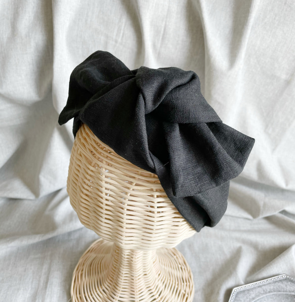 痛くないリボンヘアバンド リネン／ブラック　送料無料 1枚目の画像