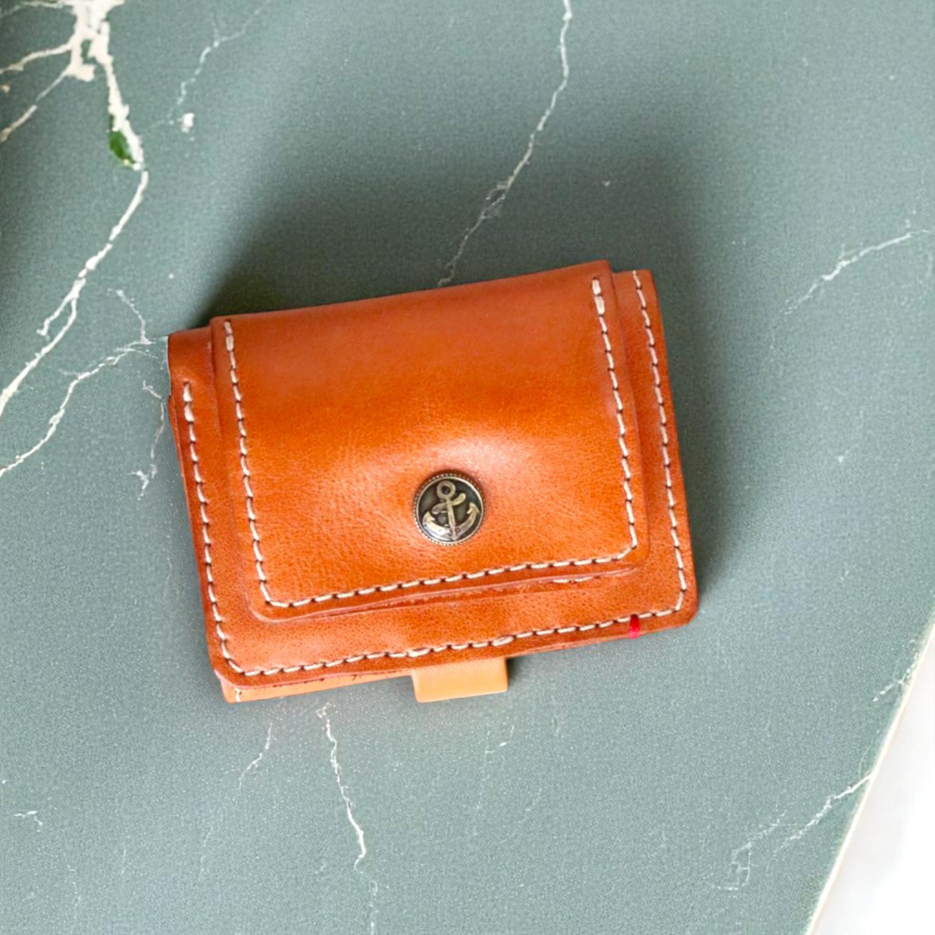 三つ折り財布 | キャッシュレス時代のミニ財布【革６色】・12色の刺繍＆糸カスタム無料・名入れ有料・送料無料・g13