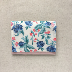 [免運費] 袖珍紙巾、面膜盒 Liberty Print Cross Stitch Flower 2 第1張的照片