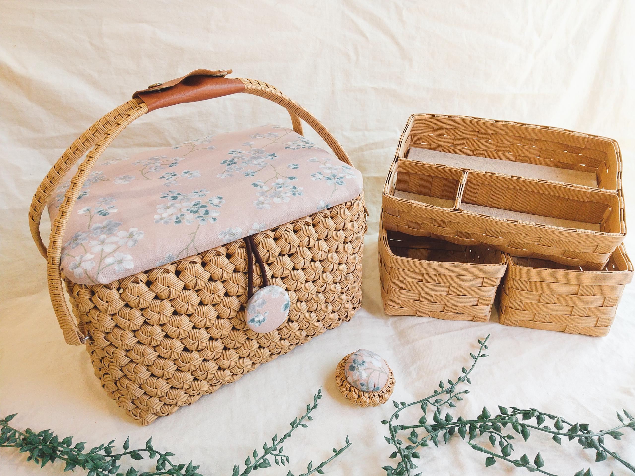 「受注製作」片手で持てる 花結び 裁縫箱 【サクラ ピンクベージュ】針刺し付き ナチュラル メイクボックス