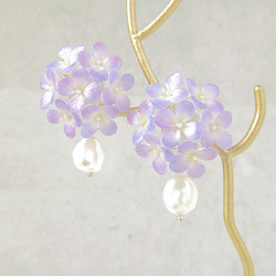 【2way】紫陽花と淡水パールのイヤリングorピアス・ネックレスのセット B【サージカルステンレス】 2枚目の画像