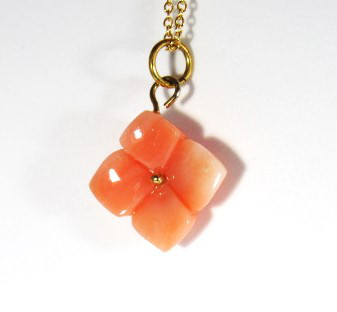 花の宝石珊瑚　さんご　ネックレス・ペンダント　アクセサリ－・ジュエリ－　No－01253