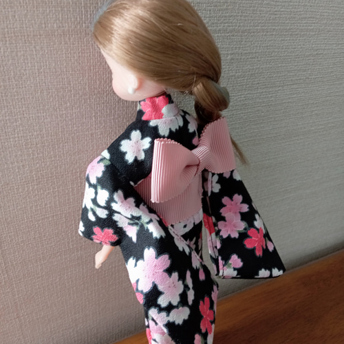 残わずか】リカちゃん 浴衣 黒地にさくら おもちゃ・人形