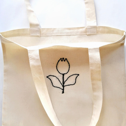 【クロスステッチ❤︎本革持ち手トートバッグ】ハンドメイド　サモイロフ　チューリップ クロスステッチ❤︎本革持ち手トートバッグ サモイロフ