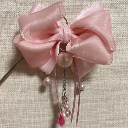 パール付きで華やか♡ふんわりオーガンジーリボンのヘアクリップ