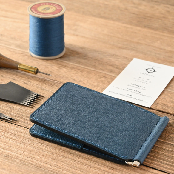 手縫い仕立てのマネークリップ財布【薄型】イタリアンレザー 2枚目の画像