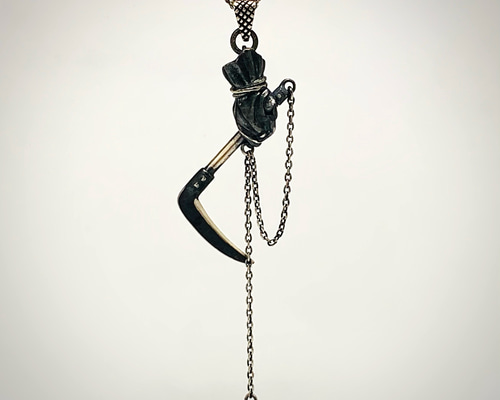 ペンタ様 悪魔のペンダント