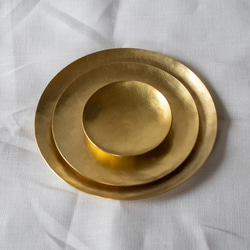 真鍮の丸皿/S　菓子皿　お香立て minimal plate <circle-S> / brass 11枚目の画像