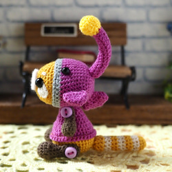 【訂做】安康魚 Kigurumi 坐式 Amigurumi 吊飾【裡面有 19 種動物】 第2張的照片