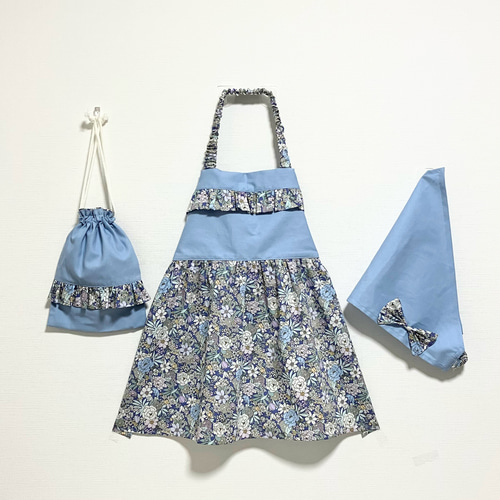 専用♡キッズエプロン＊花柄×ライトブルー＊ エプロン m's