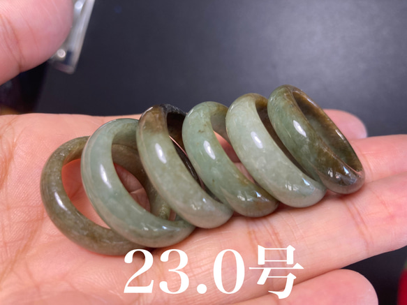RG23-109 美品 23.0号 ミャンマー産 天然 本翡翠 リング 指輪 硬玉 くりぬき 誕生石 1枚目の画像