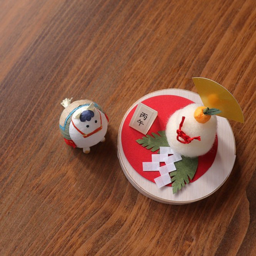 干支午、お供え餅☆正月しつらえ小箱☆和紙と羊毛☆送料500円 羊毛