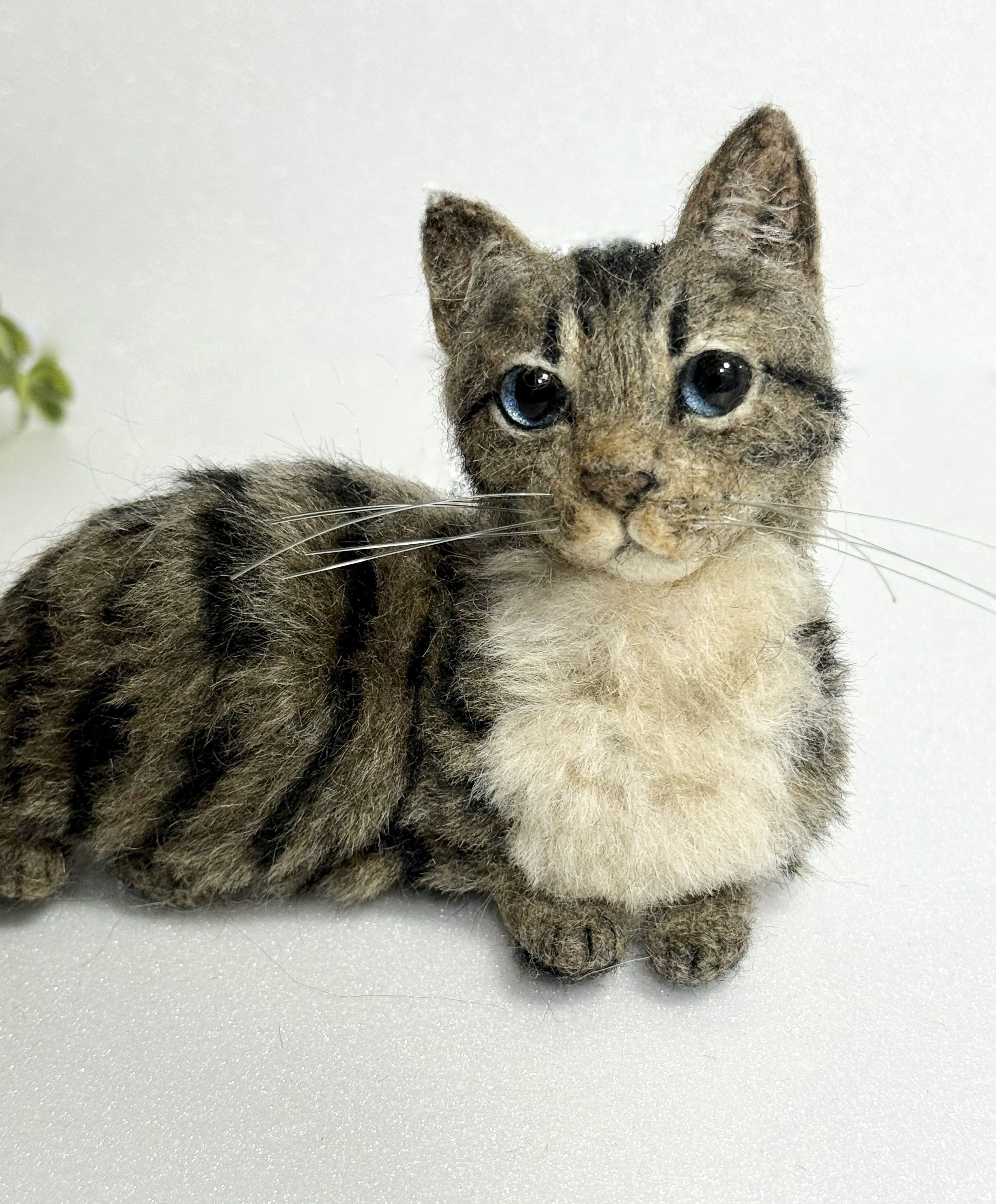 サンプルページ キジトラ 子猫 お願いポーズ 羊毛フェルト ハンドメイド サンプルページ キジトラ 子猫 お願いポーズ 羊毛フェルト