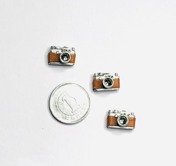 ミニチュア: ミニチュアカメラ(1/12サイズ:皮茶色)ドール向け その他