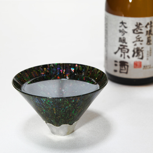 螺鈿仕上げの硝子酒盃【蒼壁】 おちょこ・ぐい呑み・徳利 さえら 通販
