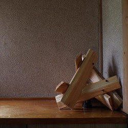 Stand　Light　-焚火-　(L)　フィラメント電球　調光スイッチ　丸太を斧で割ったへぎ板　木シェード 2枚目の画像