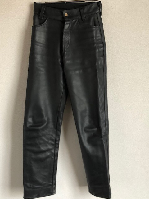 バンソン 革パン 6,860円