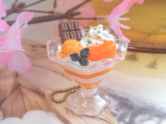 オレンジパフェストラップフェイクスイーツ⭐️スイーツデコ 携帯 