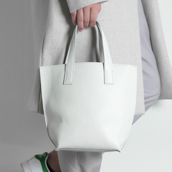 ベージュ エンボス トートバッグ 729919da0ad5455d8430e106241548
