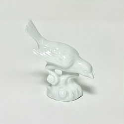 平戸 白磁 犬 置物 在銘 25cmx12cm(K-A203) 平戸 白磁 犬 置物 在銘 25cmx12cm(K-A203)