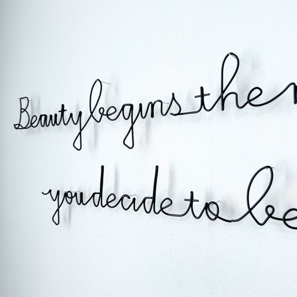 ココシャネル名言（Ｌサイズ）　 ワイヤーアート ワイヤークラフト ワイヤーレタリング 壁飾り 4枚目の画像