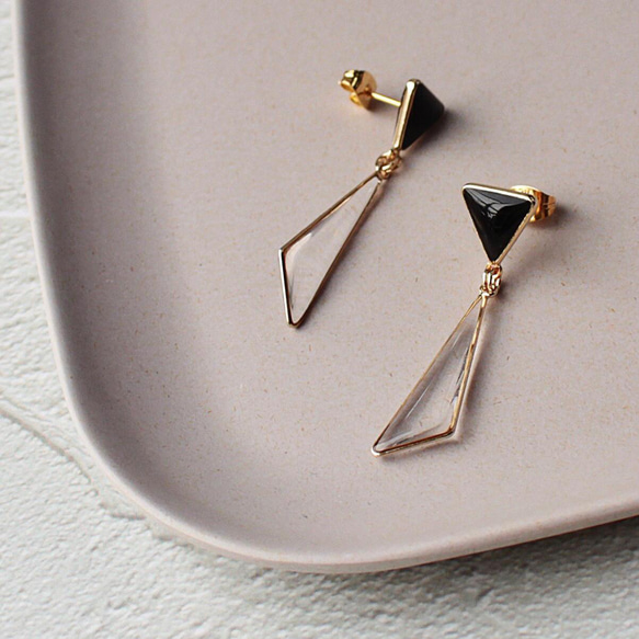 雙三角耳環 第1張的照片