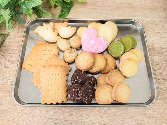 【お急ぎ可】ネコとにわとりのクッキー缶♪お誕生日♪焼き菓子♪内祝い♪母の日♪クリスマス♪アンティーク 4枚目の画像