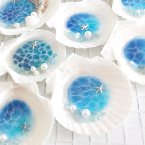 ☆幸せを呼ぶアクアマリン&パールのビーチ☆煌めく海塗り天然シェル皿