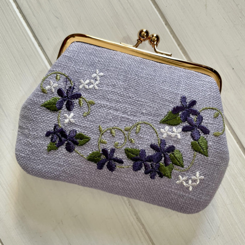両面刺繍】すみれ 【麻】二つ折の札が入る がま口薄型 カードポケット